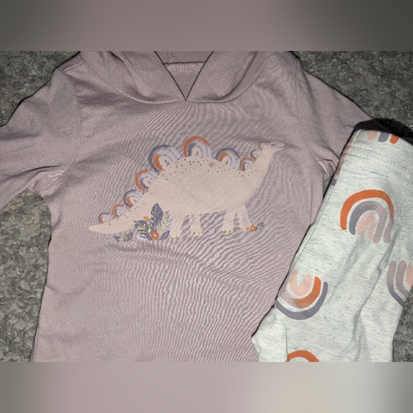 Carter's 2pc baby girl set. Purple dino short and rainbow pants. 3 months - Picture 2 of 3